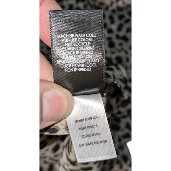 Torrid Women's Leopard Print Long Sleeve Blouse with Smocked Neck & Button Detai - Picture 5 of 12